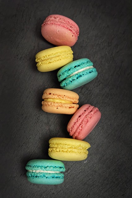 Macaroons.
